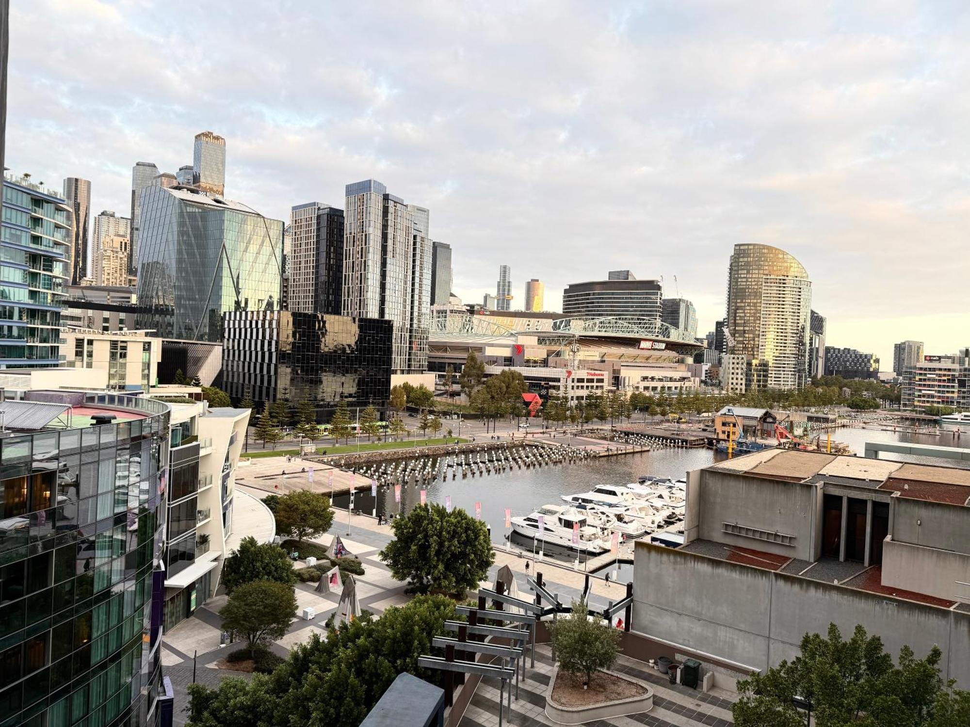 Akom At Docklands Melbourne Eksteriør bilde